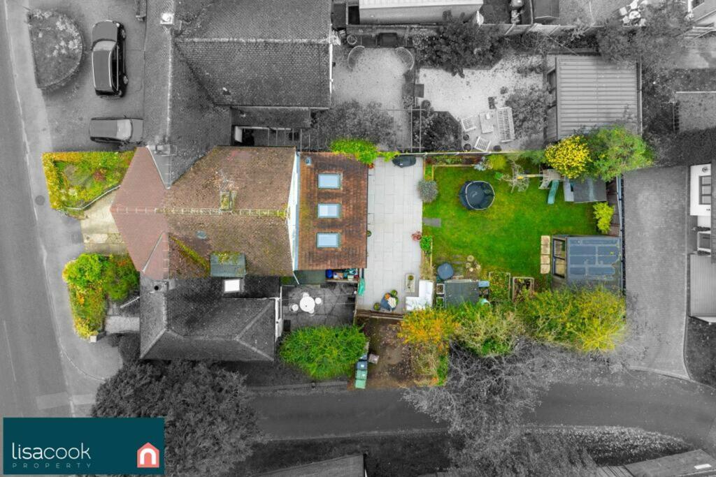 Additional property image - Park Street Lane, Park Street, AL2