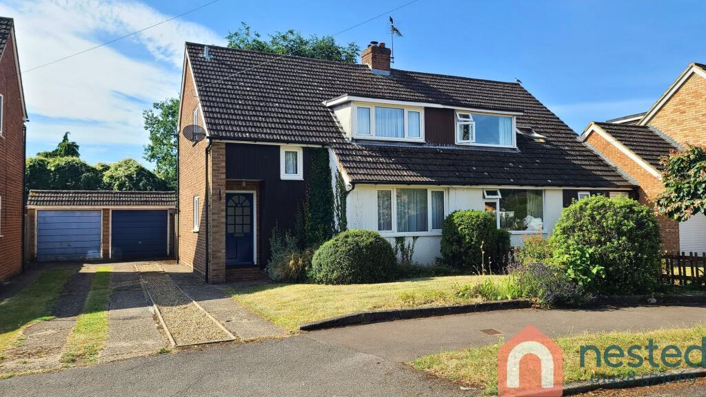 Main image of property: Foldingshott, Datchworth, SG3