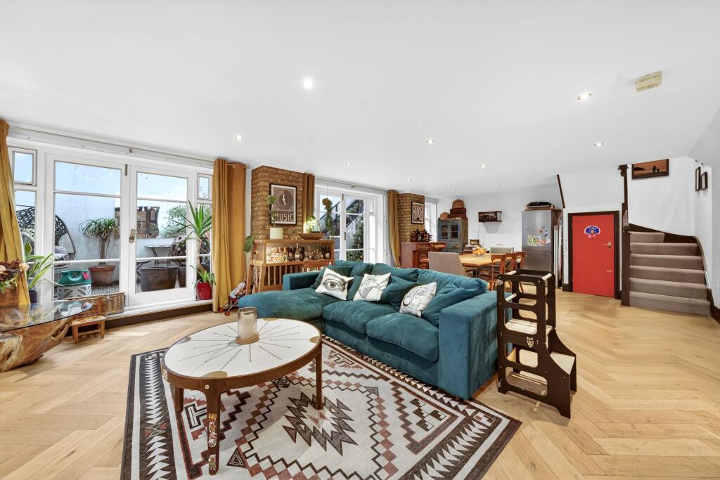 Main image of property: Alkham Road, London, N16