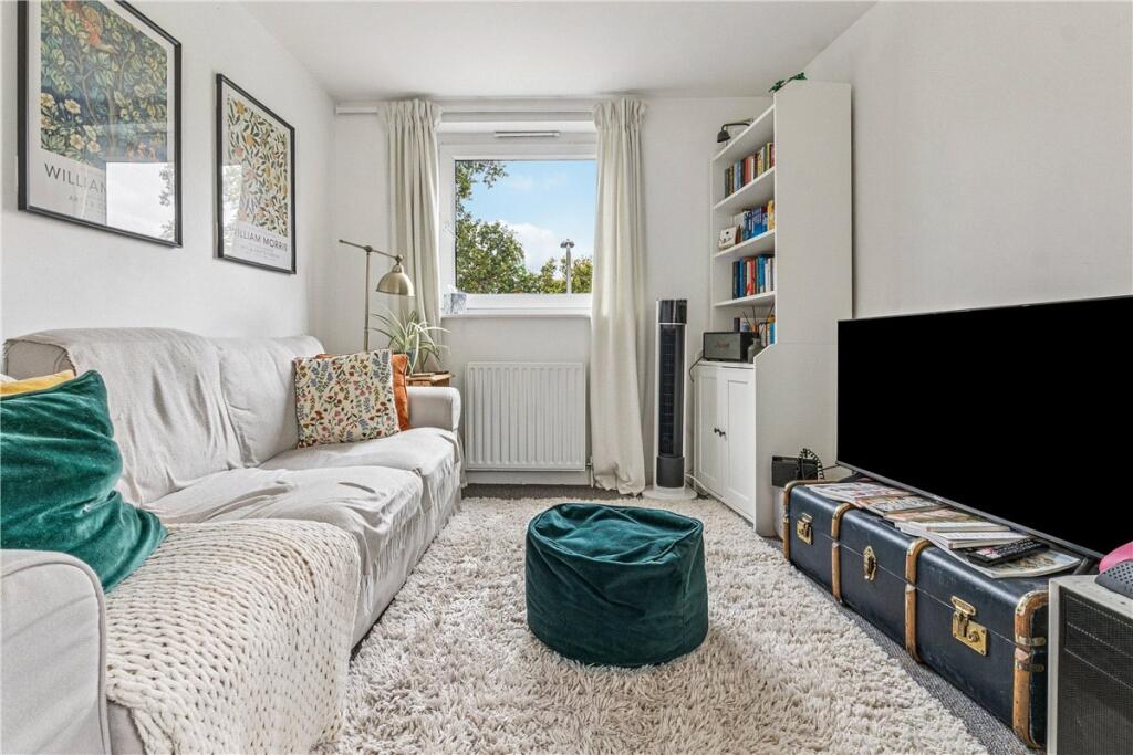 Main image of property: Victoria Drive, London, SW19