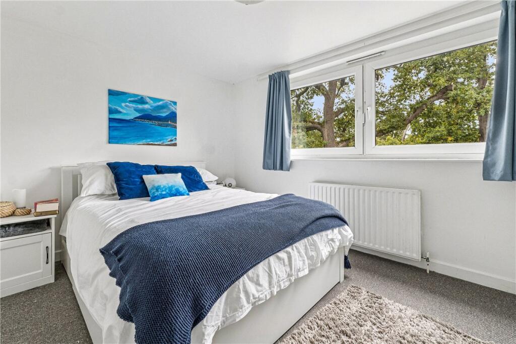 Main image of property: Victoria Drive, London, SW19