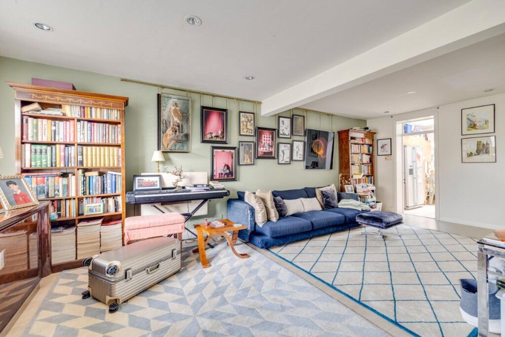 Main image of property: Cross Street, London, SW13