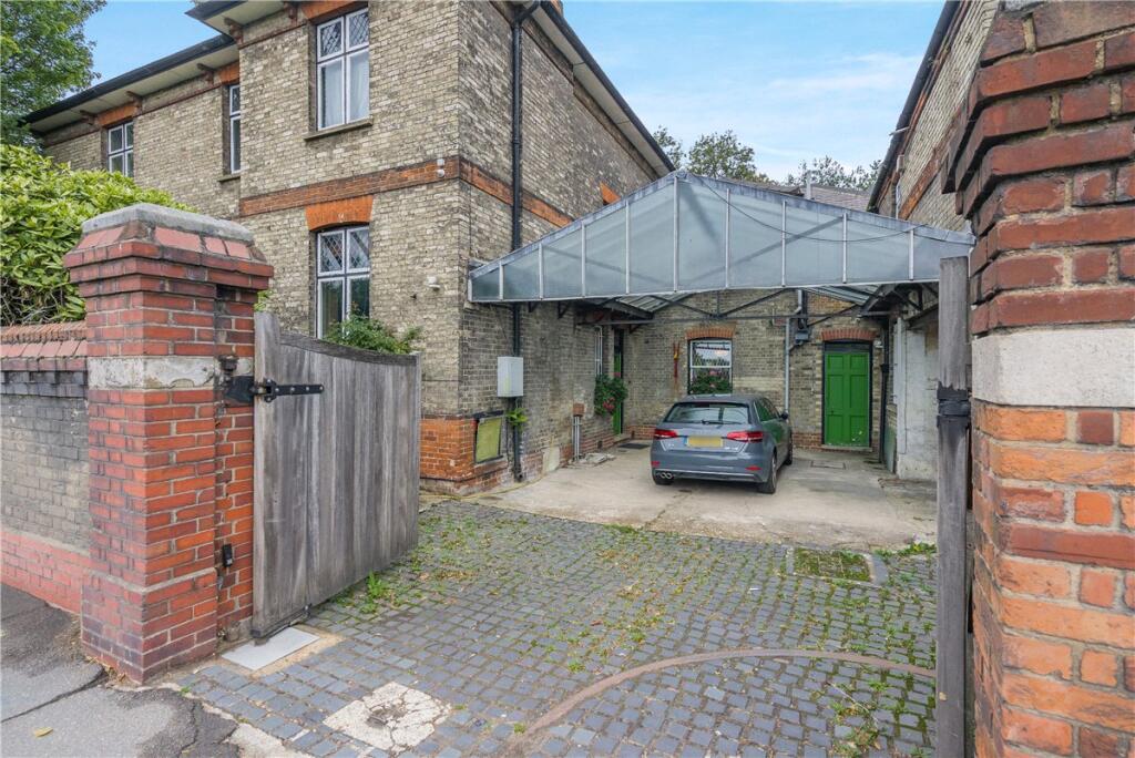 Main image of property: Roehampton Vale, London, SW15