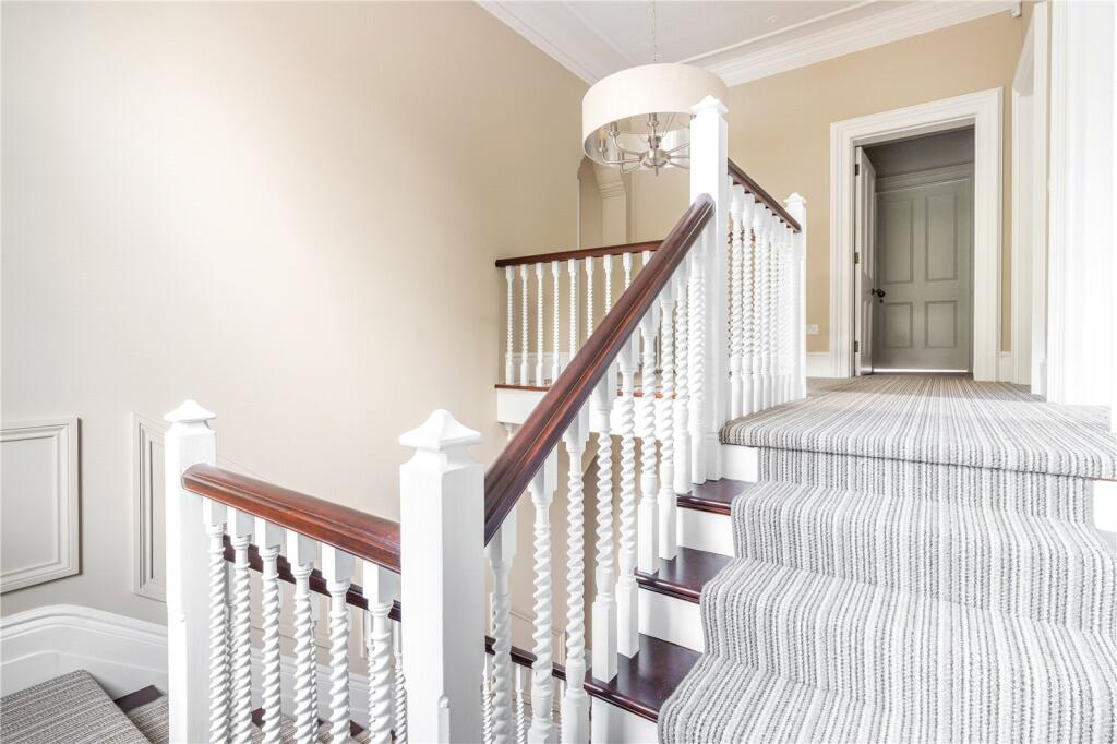 Additional property image - Rowlands Hill, Wimborne, Dorset, BH21