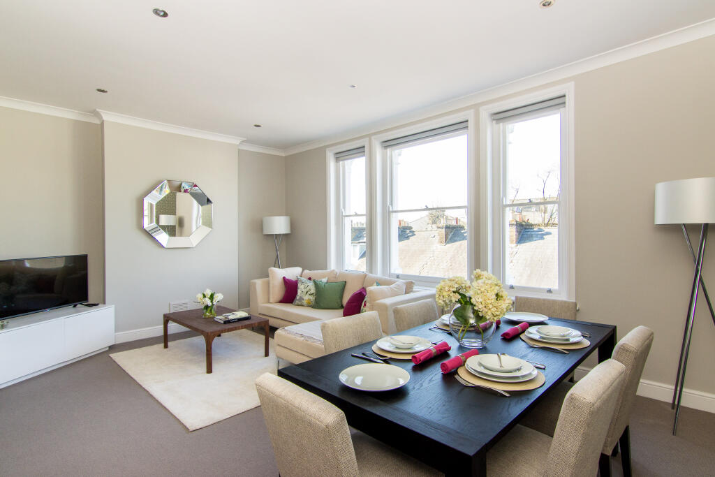 Main image of property: Flat 2, 89 High Street, London