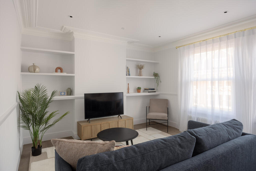 Main image of property: Flat 2, 30-38 Northcote Road, London