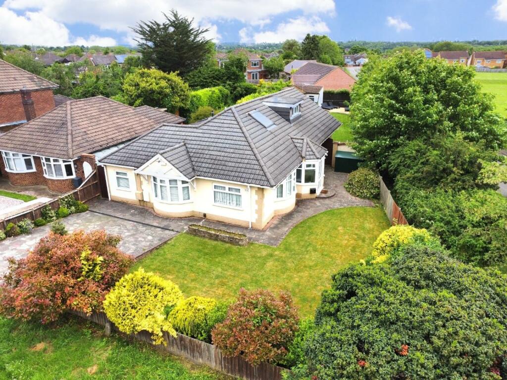 5 bedroom detached bungalow for sale in Booth Lane North, Boothville