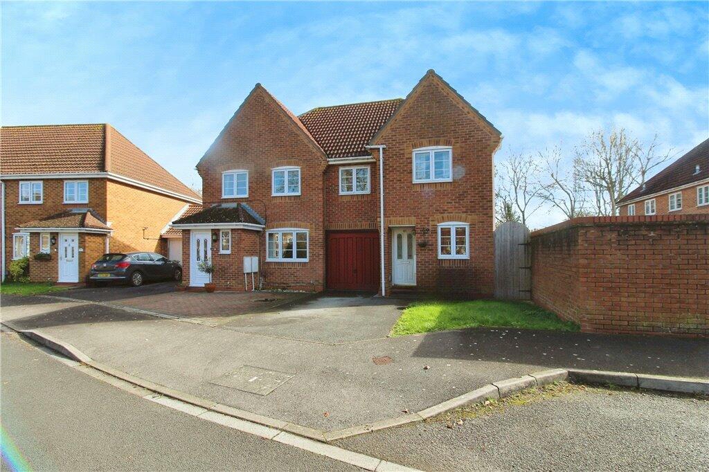 3 bedroom semidetached house for sale in Watersmeet, Fareham