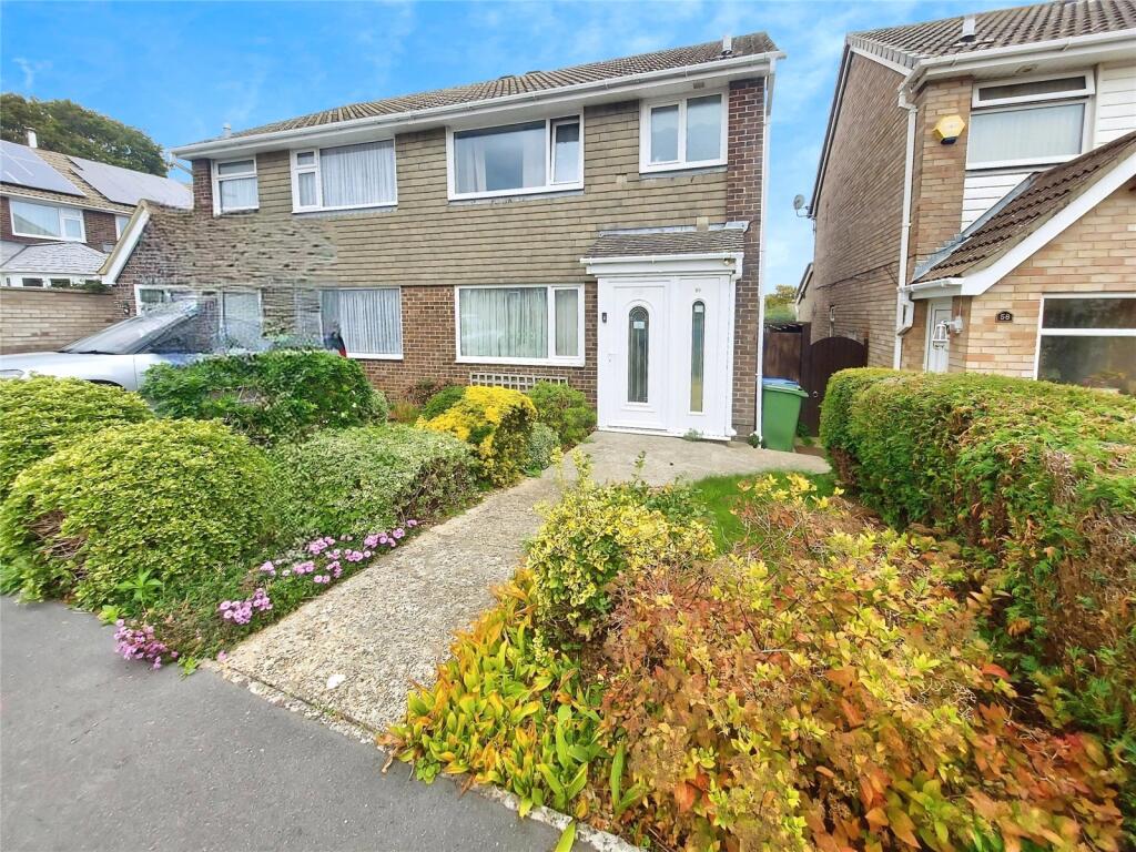 Main image of property: Greyshott Avenue, Fareham, Hampshire
