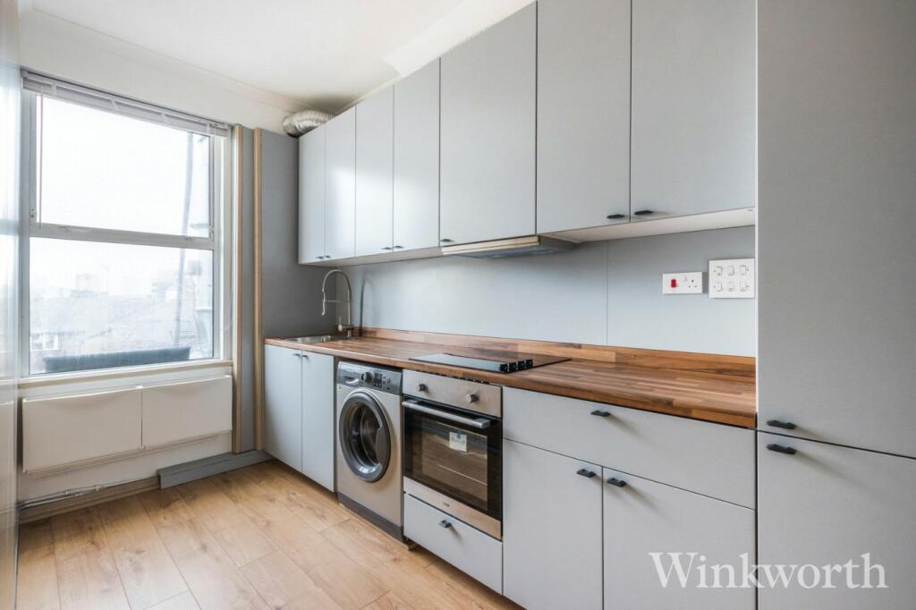 1 bedroom apartment for rent in New Cross Road, London, SE14