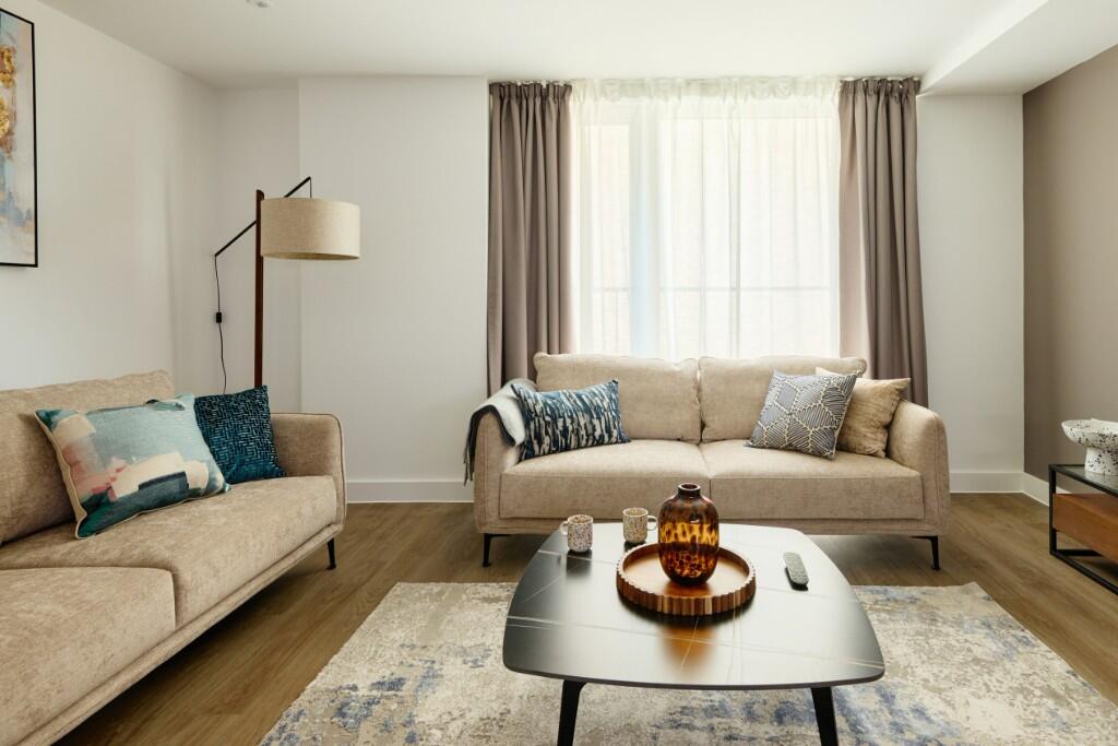 Main image of property: Avebury Boulevard, Milton Keynes, Buckinghamshire, MK9