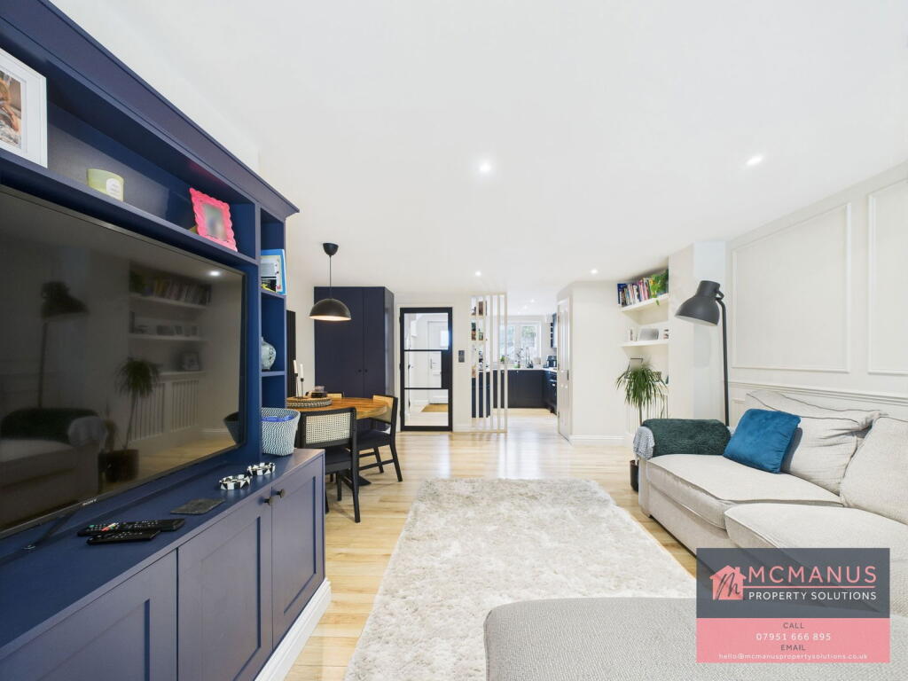 Main image of property: Grove Road, Hitchin, SG4 0AW