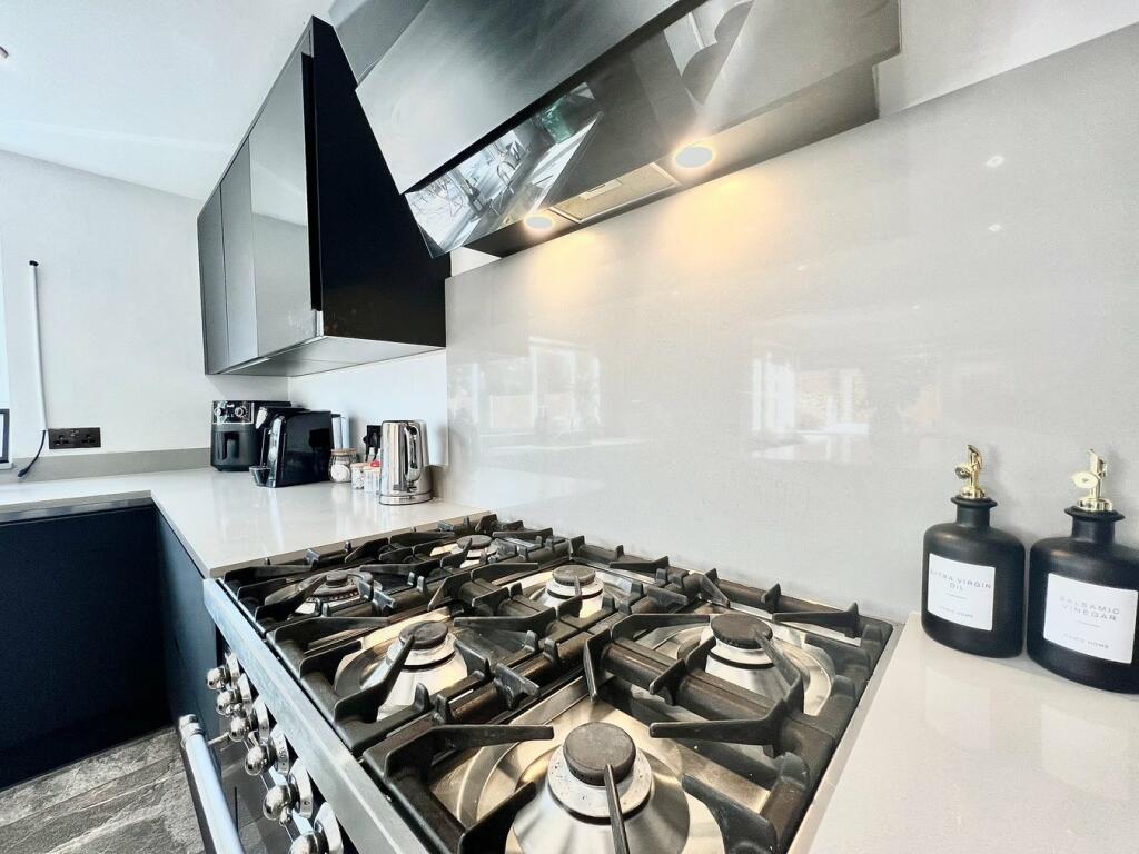 Additional property image - Ipswich Road, Colchester, CO4