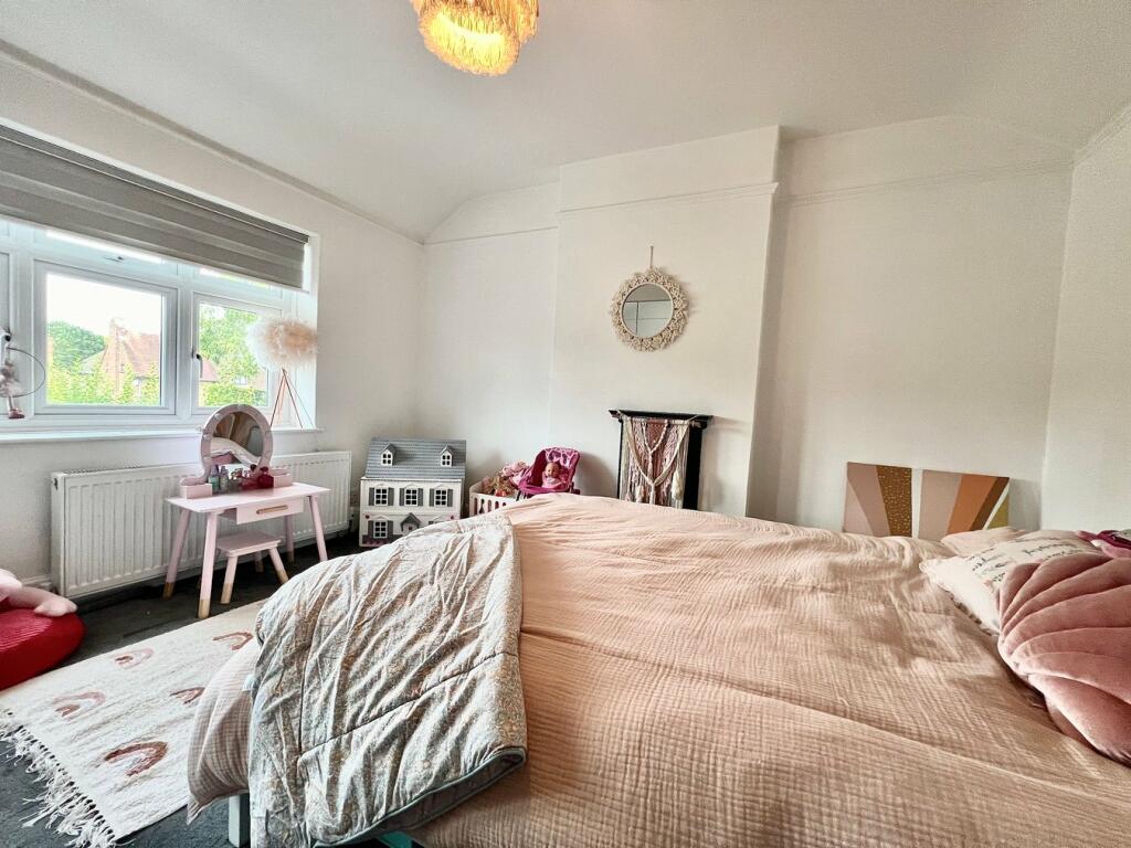 Additional property image - Ipswich Road, Colchester, CO4