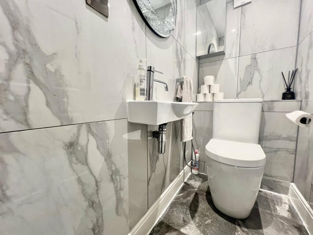 Additional property image - Ipswich Road, Colchester, CO4