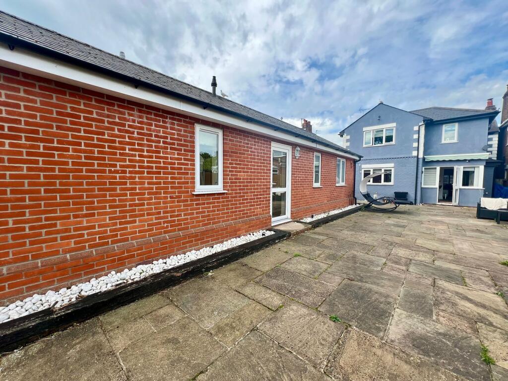 Additional property image - Ipswich Road, Colchester, CO4