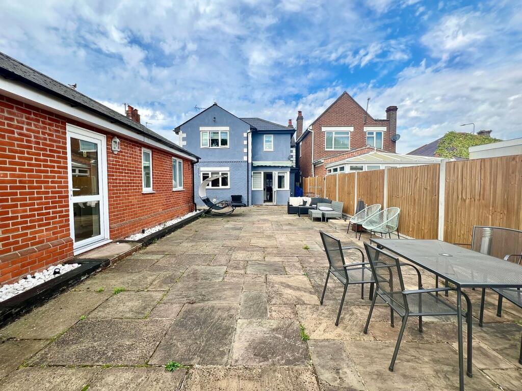 Additional property image - Ipswich Road, Colchester, CO4