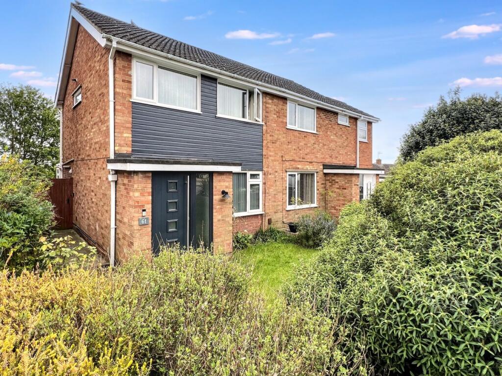 Main image of property: Chatsworth Crescent, Ipswich, IP2