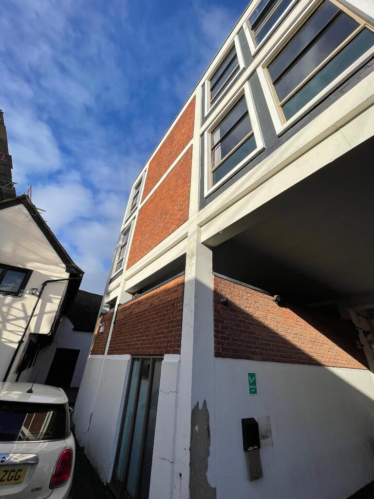 Additional property image - Moulsham Street, Chelmsford, Essex, CM2
