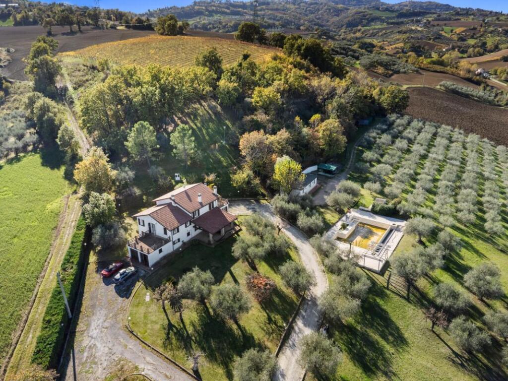 Main image of property: Emilia-Romagna, Rimini