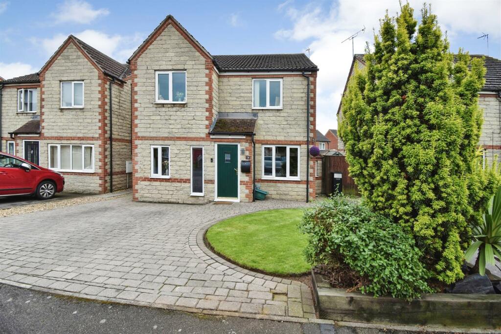 Main image of property: Pinewood Close, Scunthorpe