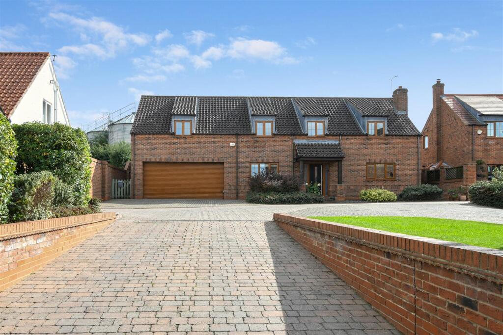 Main image of property: Manor Rise, Wrawby, Brigg