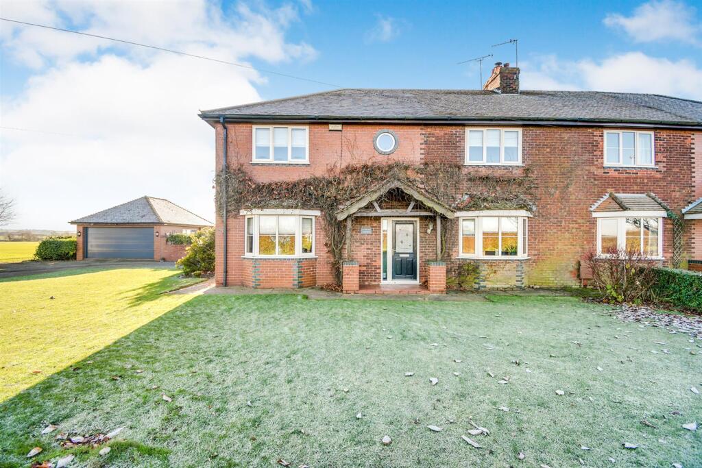 Main image of property: St Helena Cottage, Kirton Road, Scotter