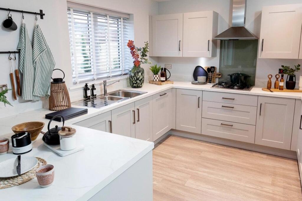 Additional property image - Slades Hill,
Templecombe,
BA8