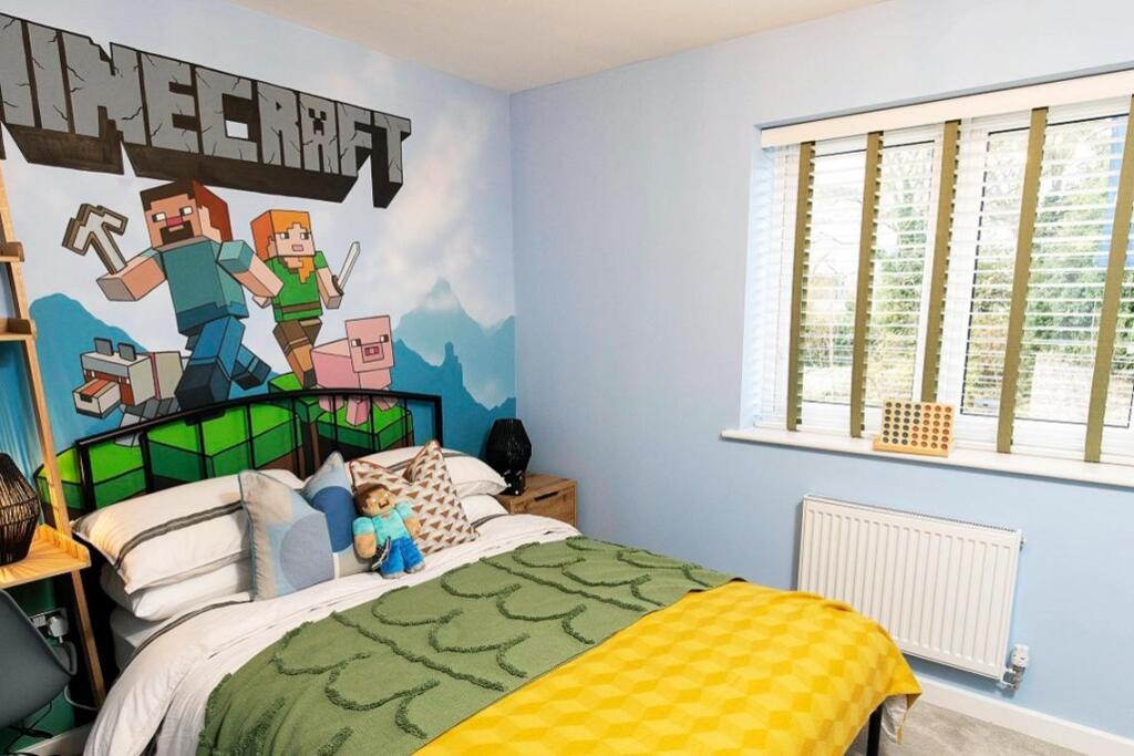 Additional property image - Slades Hill,
Templecombe,
BA8