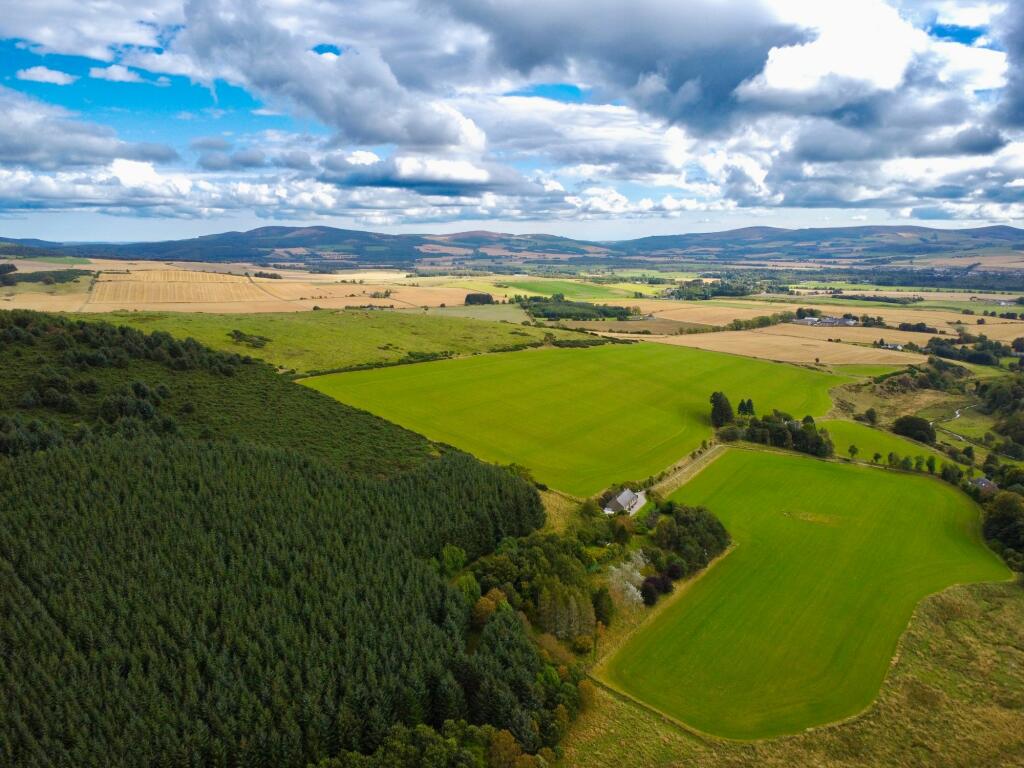Additional property image - Tullynessle, Alford, AB33