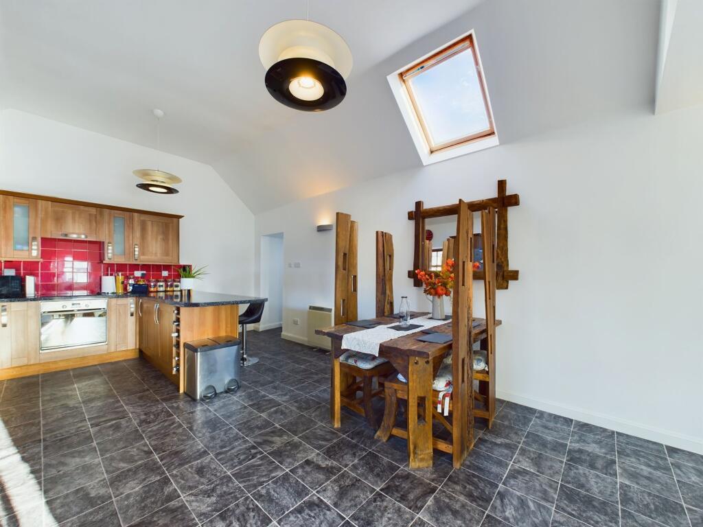 Additional property image - High Street, Insch, AB52