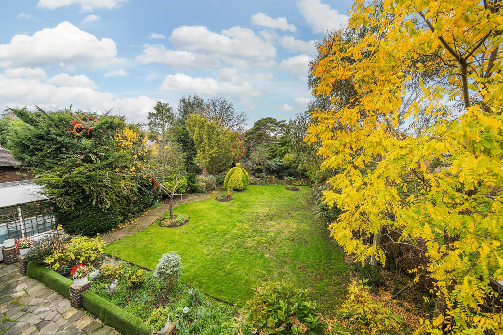 Additional property image - Berkhampstead, Belvedere