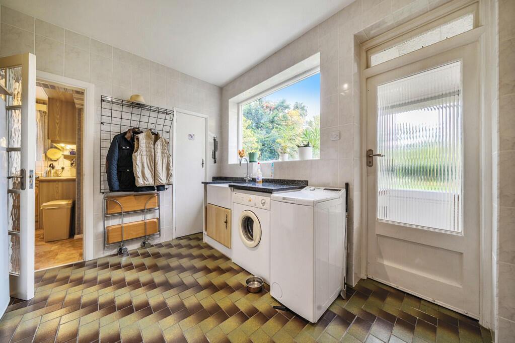 Additional property image - Berkhampstead, Belvedere