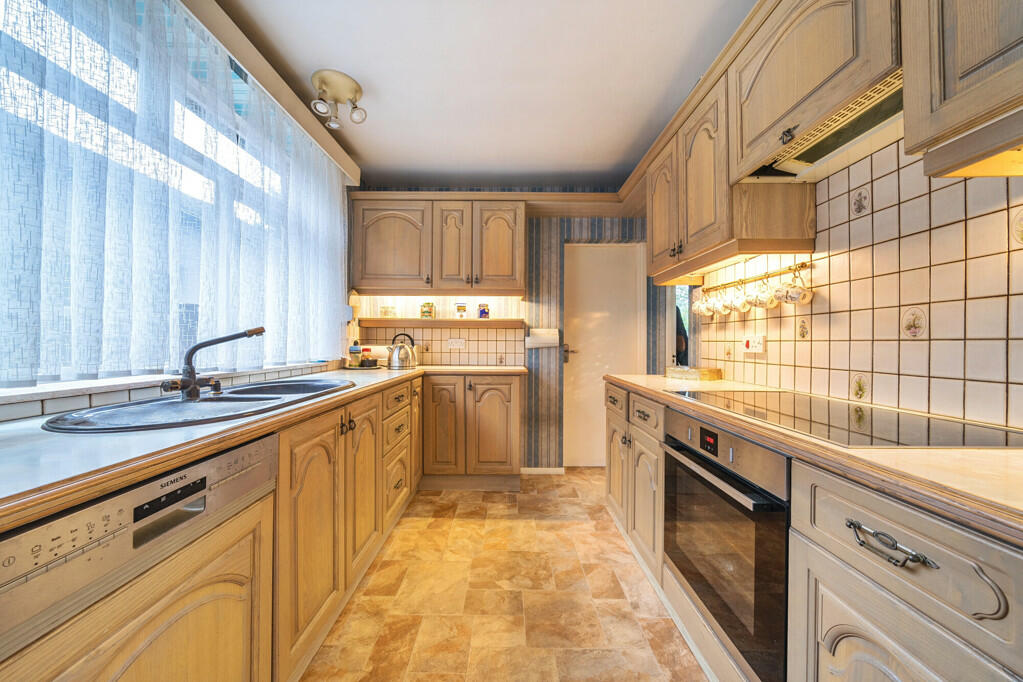 Additional property image - Berkhampstead, Belvedere