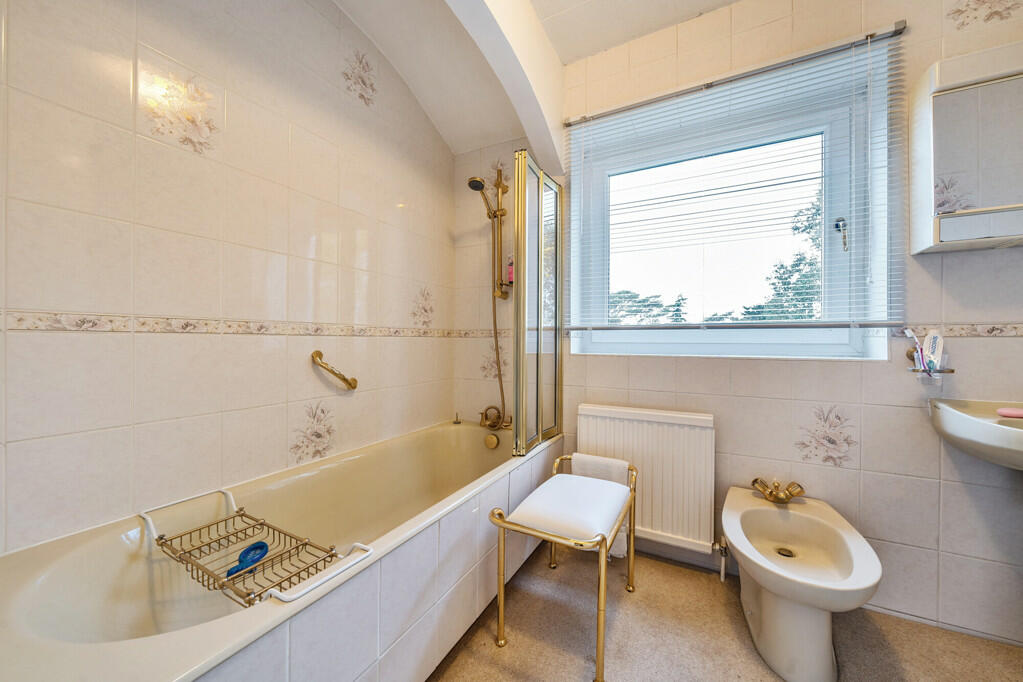 Additional property image - Berkhampstead, Belvedere