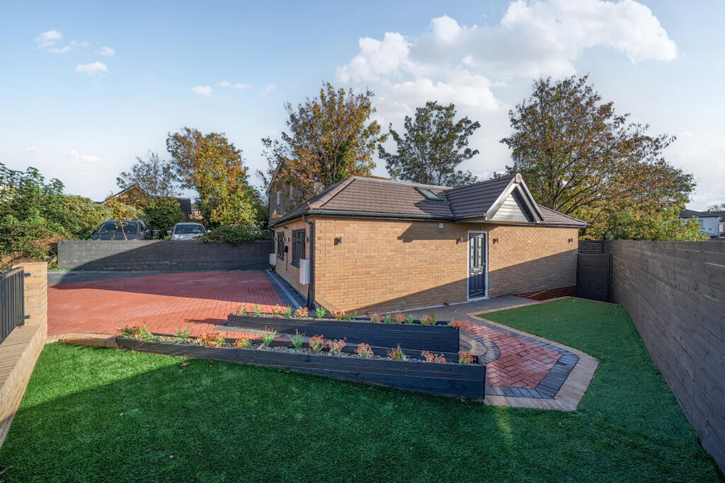 Main image of property: Fairmont Close, Belvedere