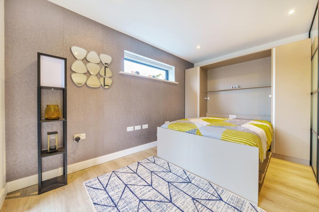 Additional property image - Pincott Road, Bexleyheath