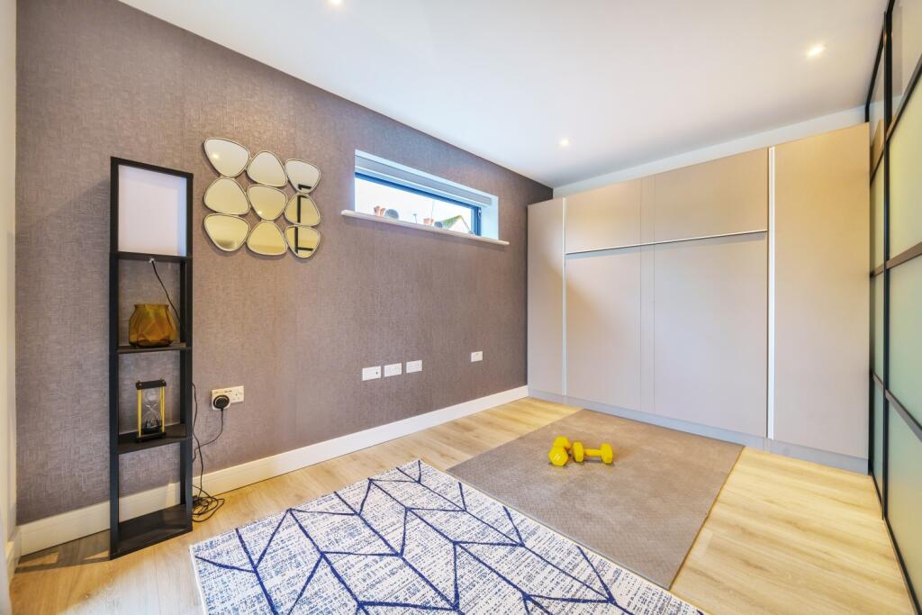 Additional property image - Pincott Road, Bexleyheath