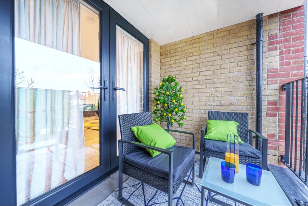 Additional property image - Pincott Road, Bexleyheath
