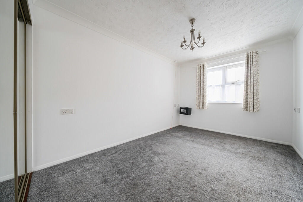 Additional property image - Pincott Road, Bexleyheath
