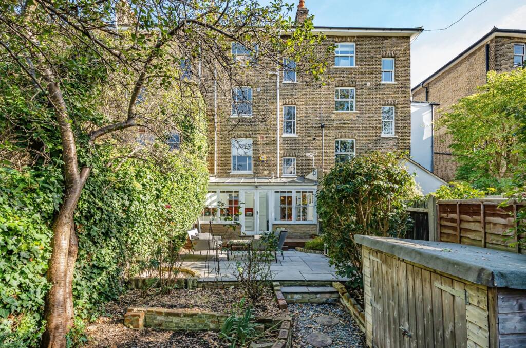 2 bedroom apartment for sale in Upper Brockley Road, London, SE4