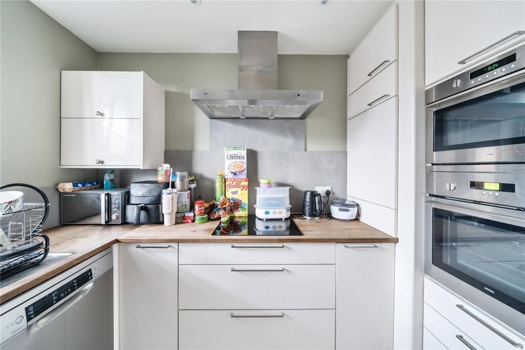Main image of property: Camberwell Road, London