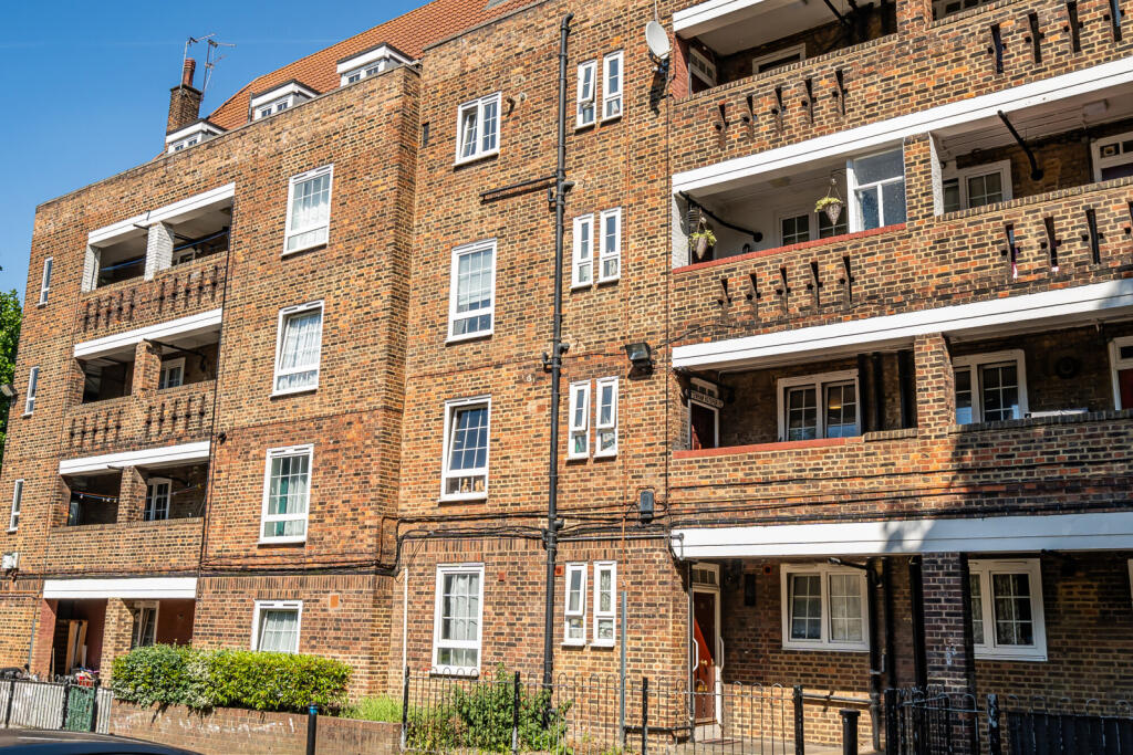 Main image of property: Peckham Road, London