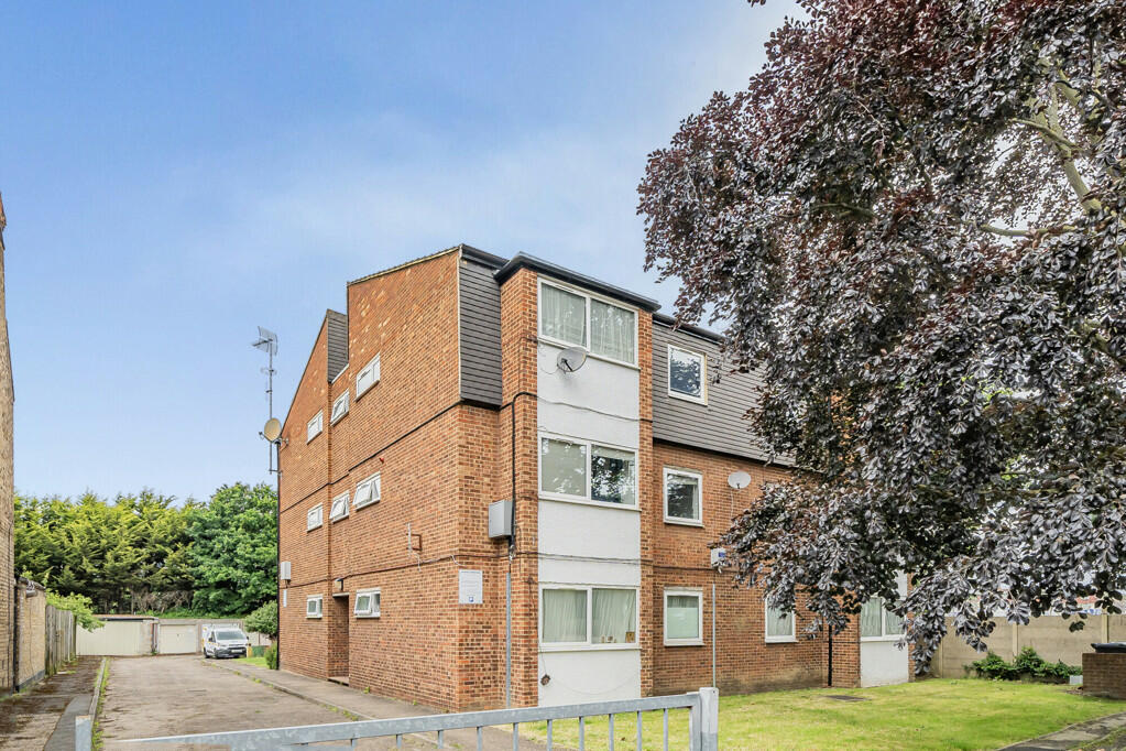 Studio apartment for sale in Canadian Avenue, Catford, London, SE6