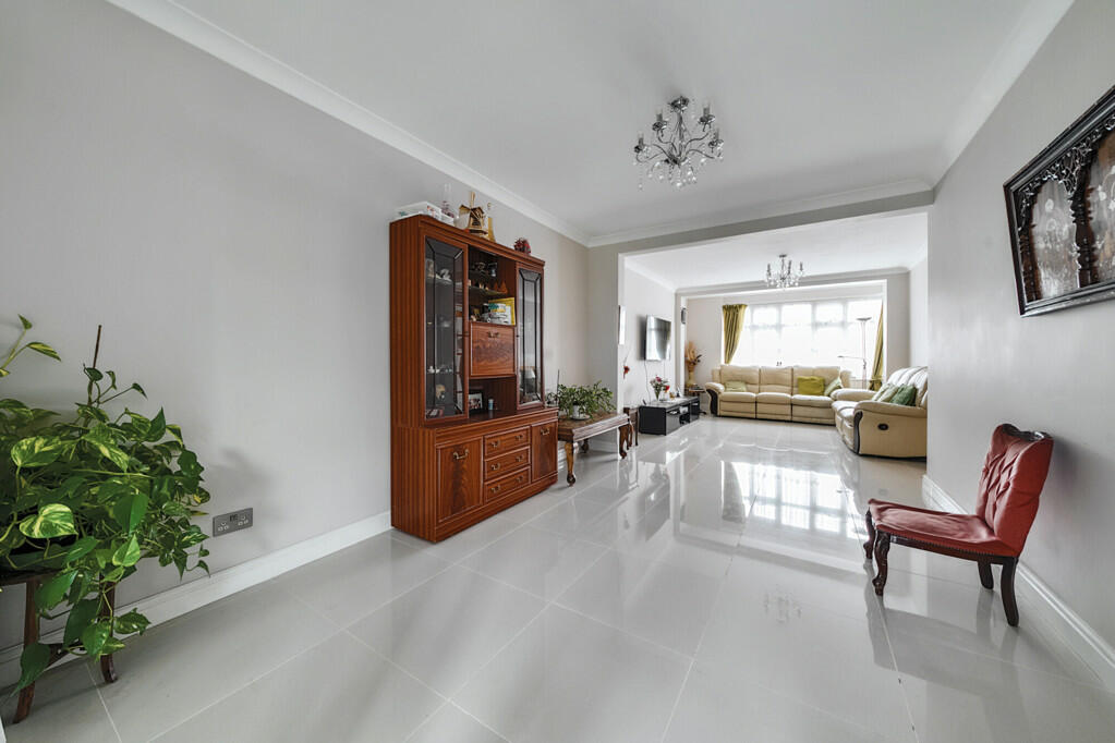 Additional property image - Bensham Manor Road, Thornton Heath