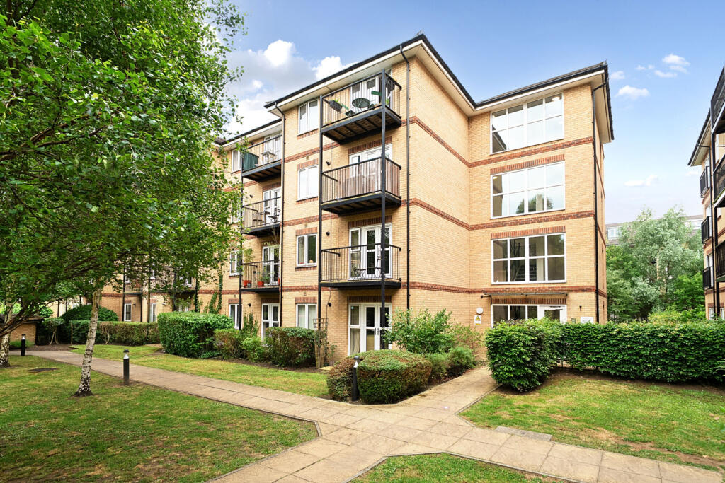 Main image of property: Worcester Close, London