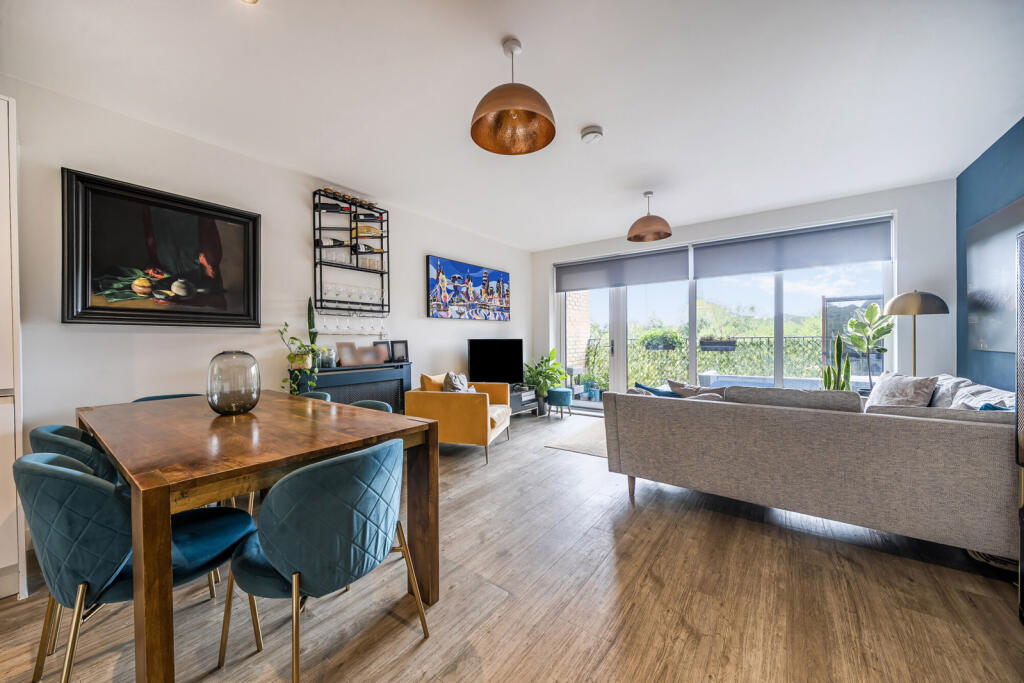 Main image of property: Apple Yard, London
