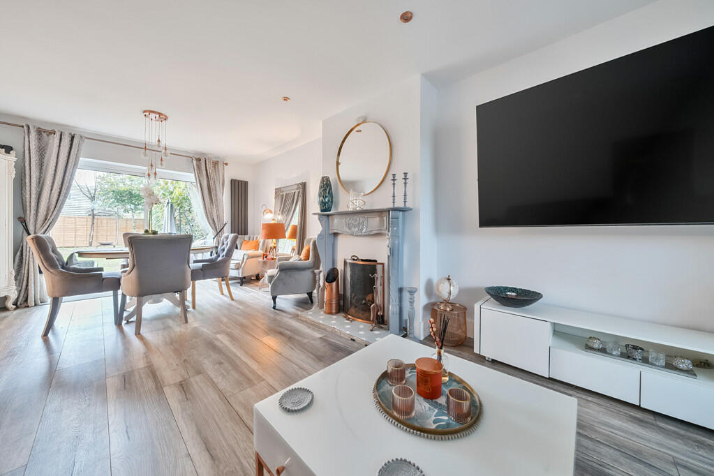 Additional property image - Shirehall Road, Dartford, Kent