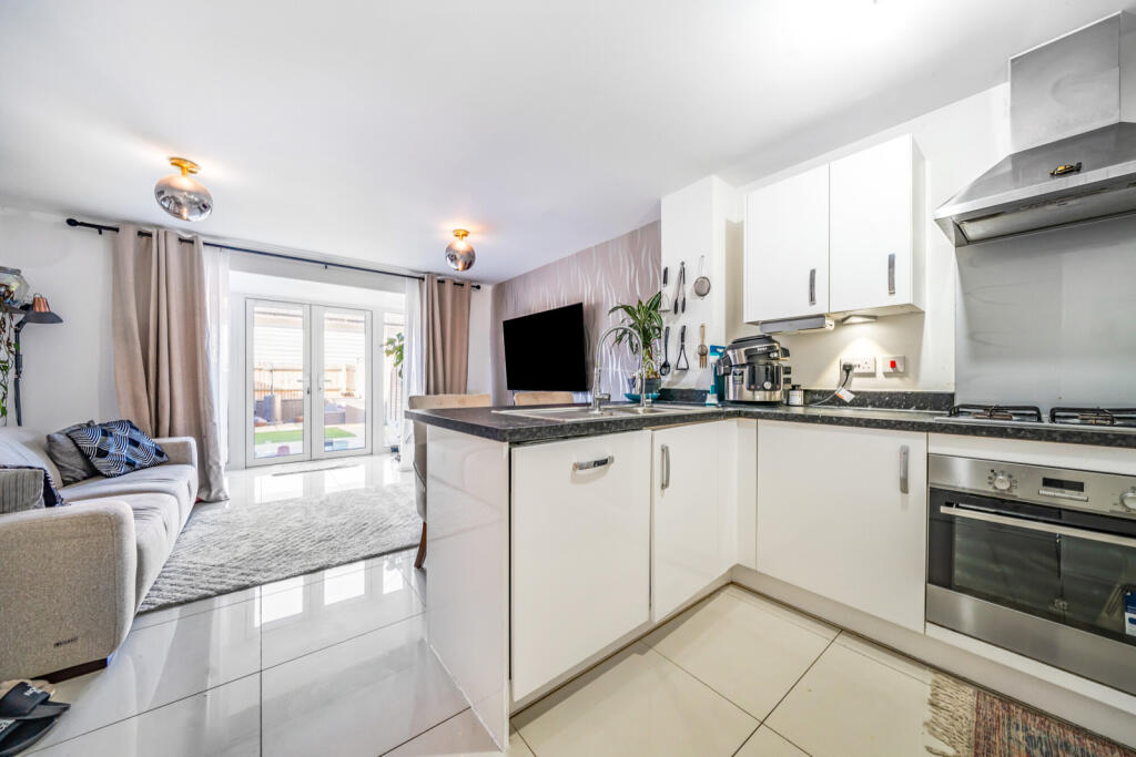 Additional property image - Burroughs Drive, Dartford, Kent