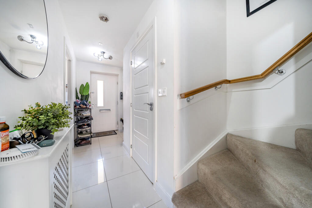 Additional property image - Burroughs Drive, Dartford, Kent